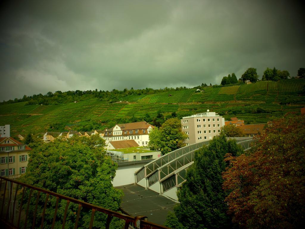 Hotel Am Schelztor Esslingen am Neckar ภายนอก รูปภาพ